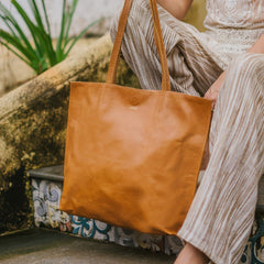 Everyday Leather Tote- Camel