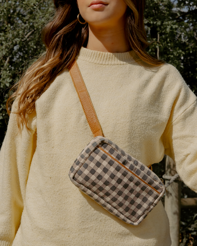 The perfect bag for on the go. Perfectly versatile with three ways to we...