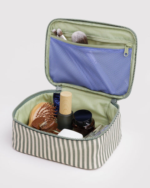 Small BAGGU Cosmetic Case- Sage Stripe