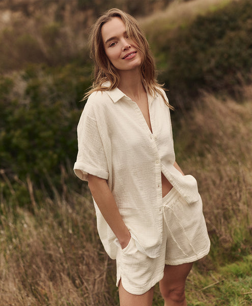 Coastal Organic Curved Hem Short