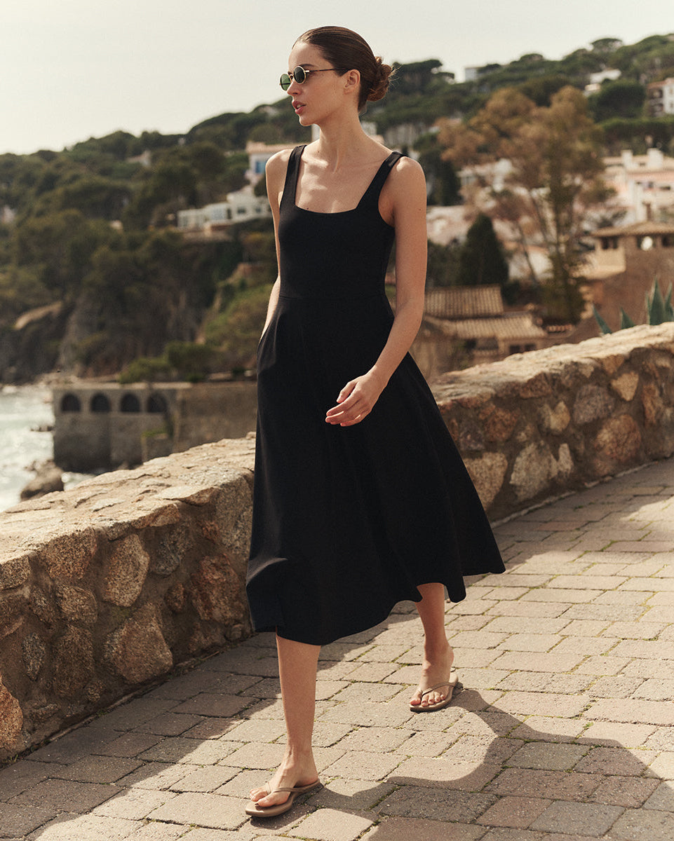 Pact Women's Organic Cotton Fit & Flare Square Neck Dress Black Small