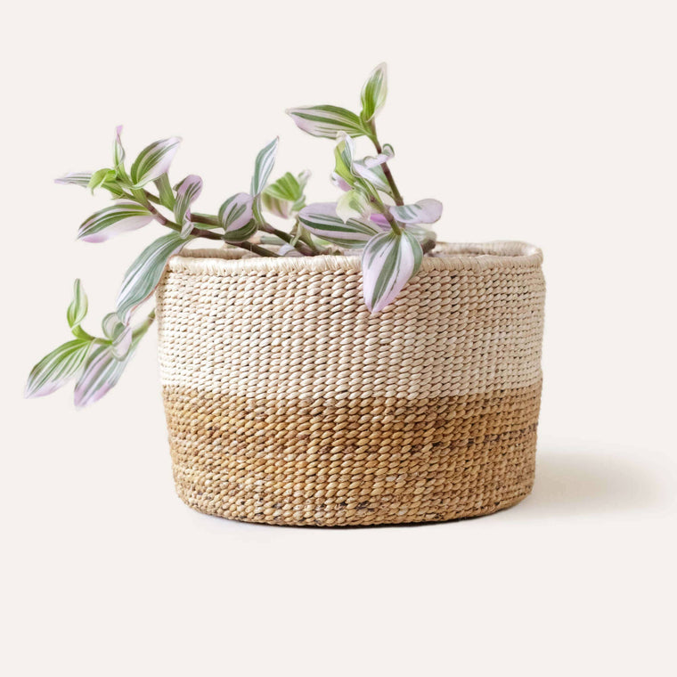 Two-Tone Banana Leaf Small Basket