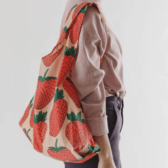 Baggu Reusable Bag Berry Redemption Market