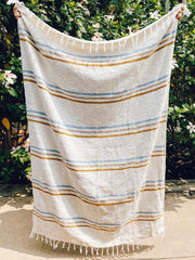 Sunday Sustainable Throw - Redemption Market